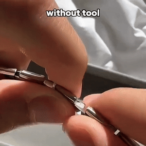 Assemble without tool